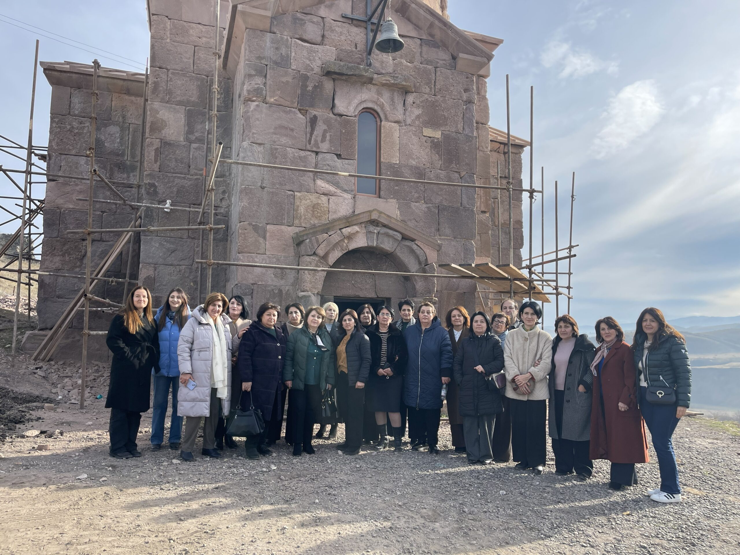 Խաղաղության և անվտանգության քննարկումներ Հայաստանի սահմանամերձ համայնքների ուսուցիչների հետ